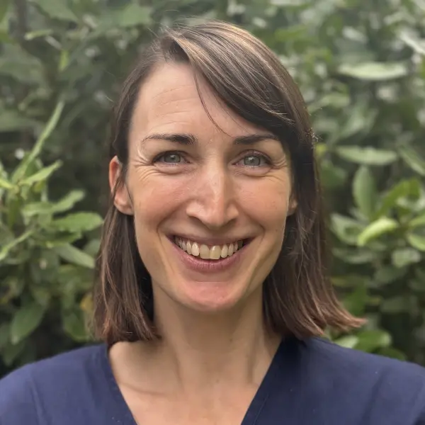 Dr Anna Quine